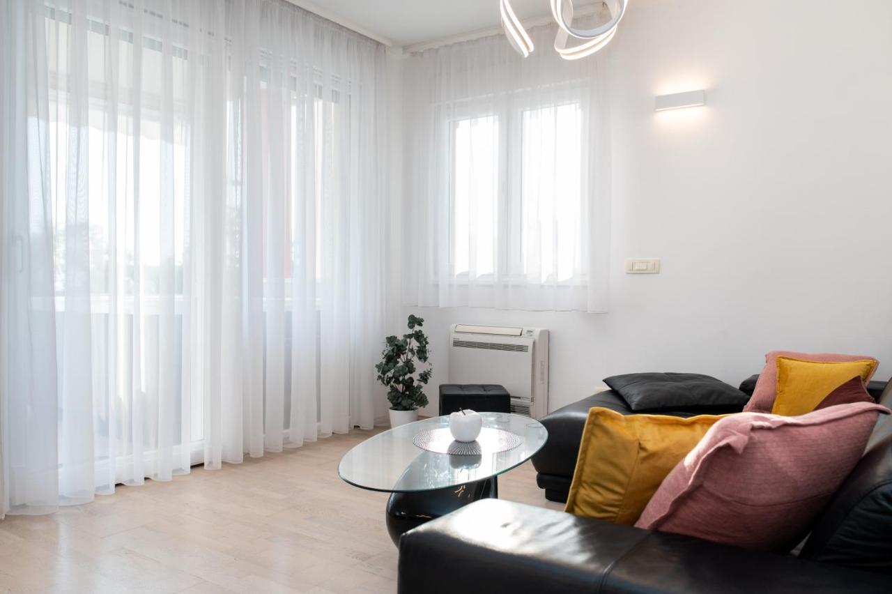 Salvia Apartment With Private Jacuzzi スプリト エクステリア 写真