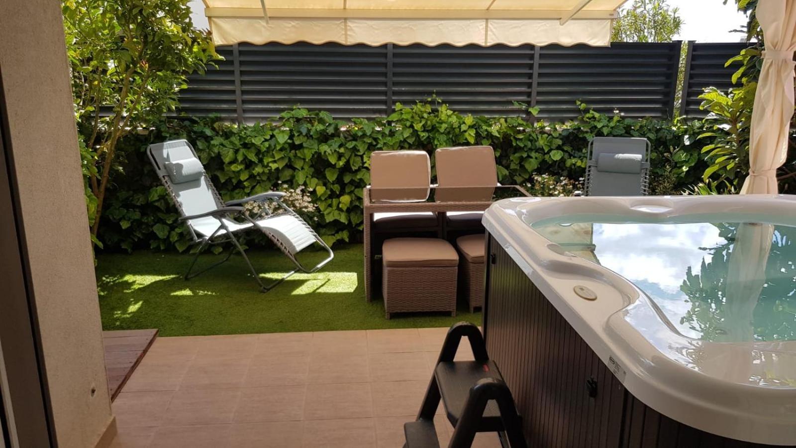 Salvia Apartment With Private Jacuzzi スプリト エクステリア 写真