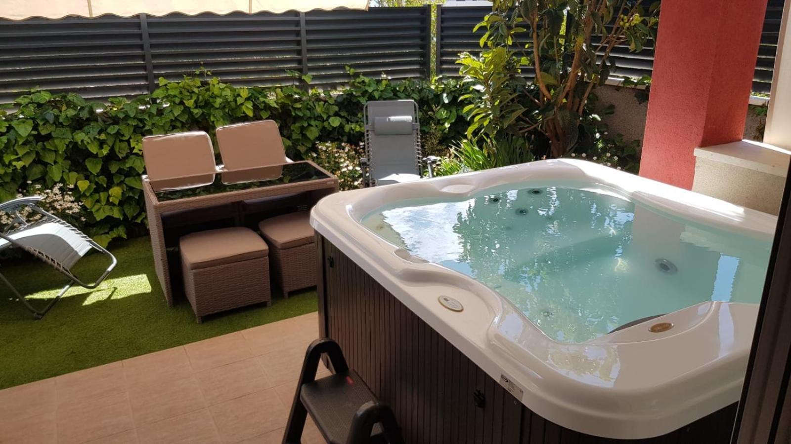 Salvia Apartment With Private Jacuzzi スプリト エクステリア 写真